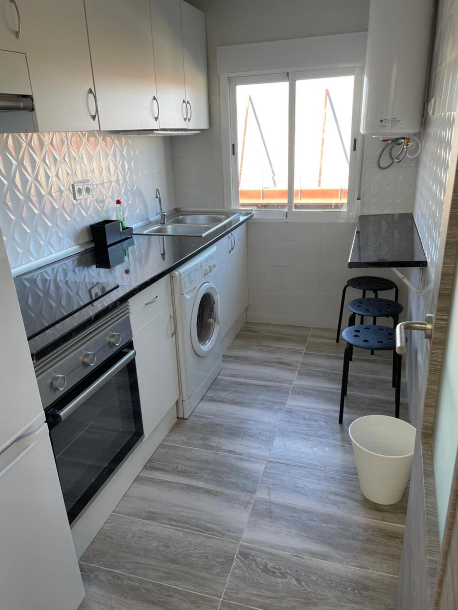 Apartament Piso Entero Bajo *